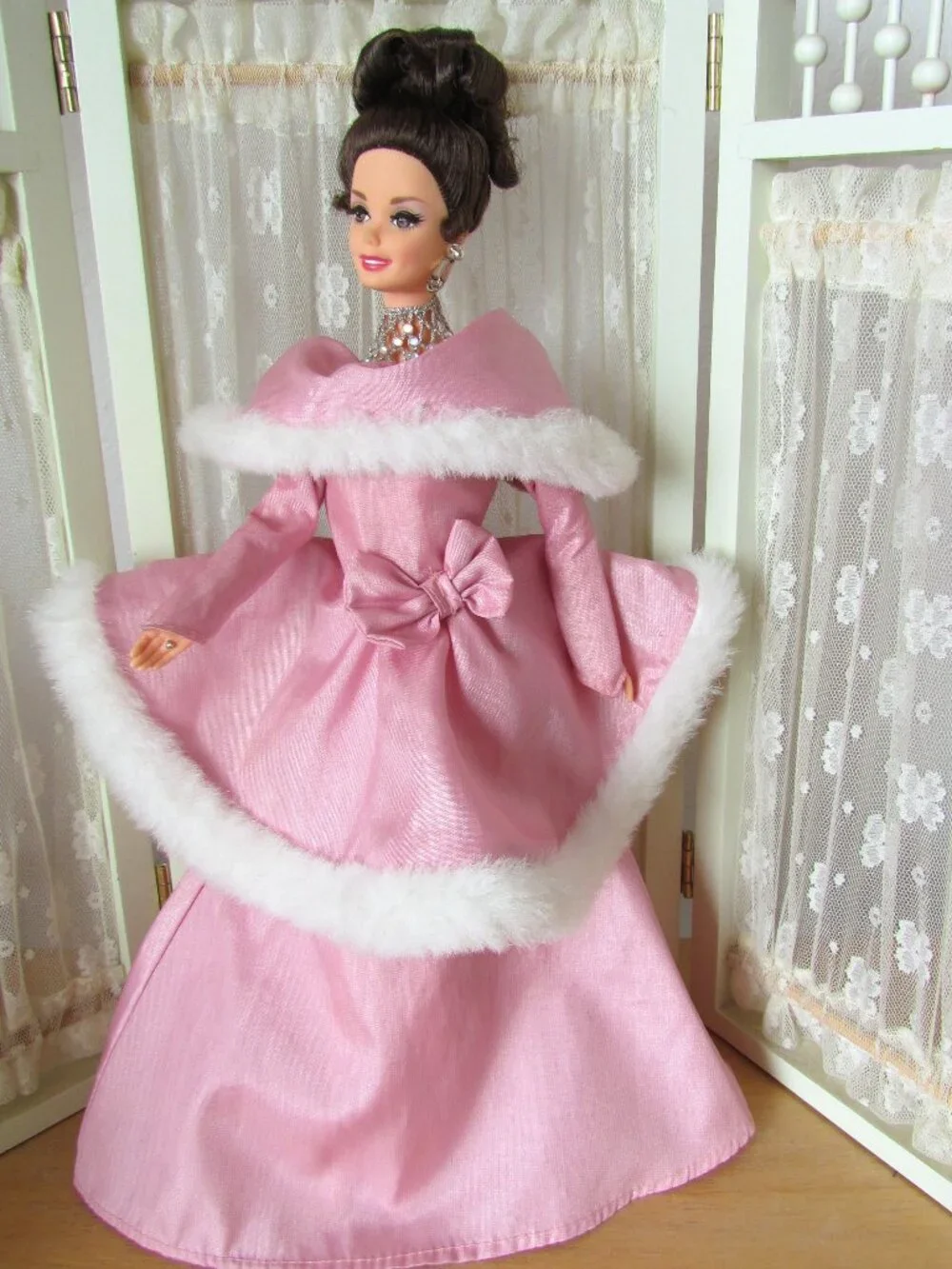 BARBIE BALL GOWN, PINK w WHITE FAUX FUR + SHOES, GREAT for AUDREY HEPBURN DOLL